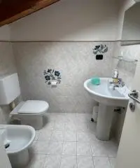 Bilocale  su due livelli e posto auto a Noceto