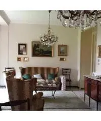Appartamento 5 Locali, centro storico con terrazzo Appartamento 5 Locali, centro storico con terrazzo