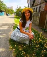 Bored intelligente e bella, alla ricerca di un partner adeguato Bored intelligente e bella, alla ricerca di un partner adeguato