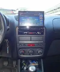 Alafa 147 1.9 Jtd 120 cv Moving con Alafa 147 1.9 Jtd 120 cv Moving con