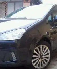 Ford C.Max 2.0 GPL Titanium Ford C.Max 2.0 GPL Titanium