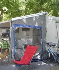 CARAVAN ADRIA SERIE UNICA B 541 DK ML. 6.00 - Trento CARAVAN ADRIA SERIE UNICA B 541 DK ML. 6.00 - Trento