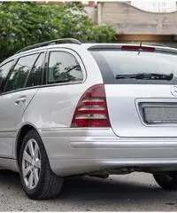MERCEDES C220 CDI Elegance S.W. -telefono vivavoce NOKIA - Catania MERCEDES C220 CDI Elegance S.W. -telefono vivavoce NOKIA - Catania