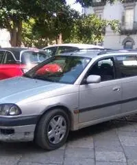 TOYOTA AVENSIS TD STATION VAGON - Palermo TOYOTA AVENSIS TD STATION VAGON - Palermo
