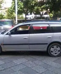 TOYOTA AVENSIS TD STATION VAGON - Palermo TOYOTA AVENSIS TD STATION VAGON - Palermo