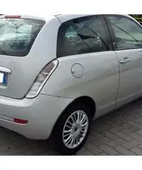 LANCIA Y 1.4 GPL - Lucca LANCIA Y 1.4 GPL - Lucca
