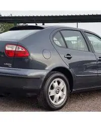 SEAT Leon 1.9 TDI 110cv 5 porte - Catania SEAT Leon 1.9 TDI 110cv 5 porte - Catania