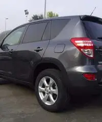 TOYOTA RAV 4 CROSSOVER 2.2 D-4D 150CV DEL 2011 CON 148.870KM - Veneto TOYOTA RAV 4 CROSSOVER 2.2 D-4D 150CV DEL 2011 CON 148.870KM - Veneto