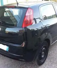 Grande punto 1.3 M-JET 16v 5 porte - Teramo Grande punto 1.3 M-JET 16v 5 porte - Teramo