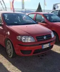 Fiat Punto 1.3 Multijet - Terni Fiat Punto 1.3 Multijet - Terni