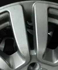 Cerchi e gomme punto Cerchi e gomme punto