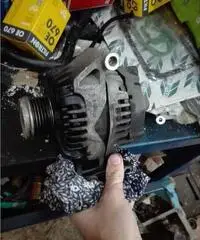 Alternatore valeo 51718499 punto 1.3 multijet 75cv da 75 amp Alternatore valeo 51718499 punto 1.3 multijet 75cv da 75 amp