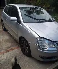 VW Polo 1.9 incidentata - Roma