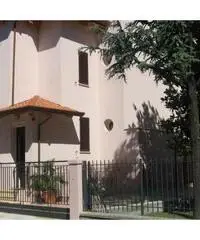 RIMINI Appartamento 4 posti Clima e Wi Fi mare 400 m 199 RIMINI Appartamento 4 posti Clima e Wi Fi mare 400 m 199