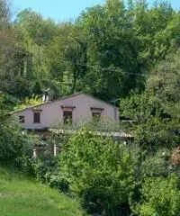 VILLA-RUSTICO VACANZE CAMPAGNA MARCHE CAGLI