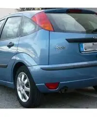 FORD FOCUS 1.6 Benzina Zetec Bari - Km.63.000 FORD FOCUS 1.6 Benzina Zetec Bari - Km.63.000