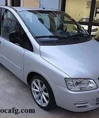 FIAT Multipla 1.9 Mjt 120cv Emotion FIAT Multipla 1.9 Mjt 120cv Emotion