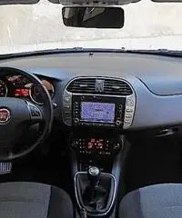 FIAT Bravo 1.6 Mjt 77kw 105cv Emotion E5 FIAT Bravo 1.6 Mjt 77kw 105cv Emotion E5