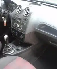 FORD Fiesta 4ª serie - 2007