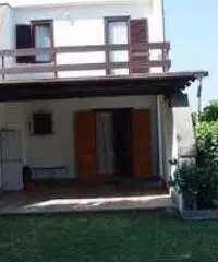Mare a 100 metri Mare a 100 metri
