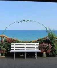 Villa sul MARE con accesso diretto in Spiaggia Villa sul MARE con accesso diretto in Spiaggia