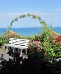 Villa sul MARE con accesso diretto in Spiaggia Villa sul MARE con accesso diretto in Spiaggia