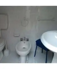 Trilocale ristrutturato a due passi dal mare. Sito a Tre Fon