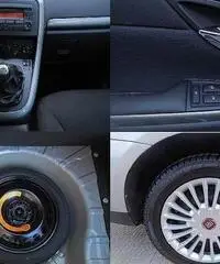 FIAT Croma 1.9 Mjt 120cv Active FIAT Croma 1.9 Mjt 120cv Active