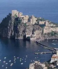 Vacanza a Ischia per single over 45 Vacanza a Ischia per single over 45