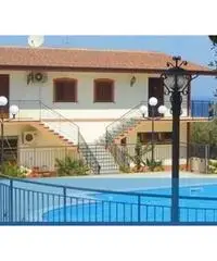 Agriturismo con piscinaa Agriturismo con piscinaa
