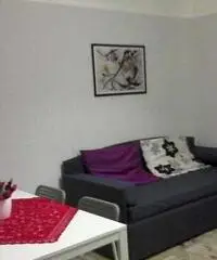 Casa Vacanza al centro fino a 6 posti letto Casa Vacanza al centro fino a 6 posti letto