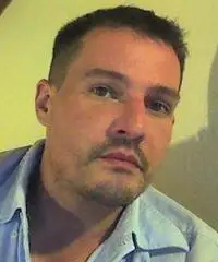 Imprenditore cerca ragazza simpatica Imprenditore cerca ragazza simpatica