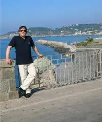 I sogni aiutano a vivere, le speranze a guardare avanti. I sogni aiutano a vivere, le speranze a guardare avanti.
