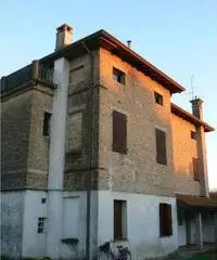 Casa indipendente in Vendita a 289.000 Casa indipendente in Vendita a 289.000