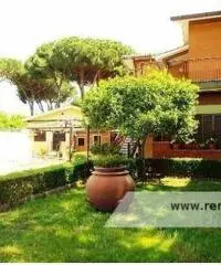 Anzio -  Villa 10 locali € 490.000 T928 Anzio -  Villa 10 locali € 490.000 T928