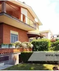 Anzio -  Villa 10 locali € 490.000 T928 Anzio -  Villa 10 locali € 490.000 T928