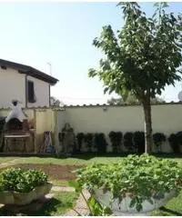 Tor San Lorenzo: Vendita Villa in Via Brenta Tor San Lorenzo: Vendita Villa in Via Brenta