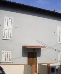 Rif: 21711044-449 - CASSINELLE ( AL ) : Casa indipendente su tre piani con terrazzo e ampio terreno