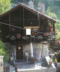 Casa singola in vendita a Saint-Vincent 110 mq  Rif: 444726 Casa singola in vendita a Saint-Vincent 110 mq  Rif: 444726