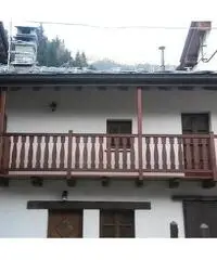 RifVVSH014 - Casa indipendente in Vendita a Champorcher di 85 mq RifVVSH014 - Casa indipendente in Vendita a Champorcher di 85 mq