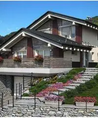 Villa unifamiliare e bifamiliare a SaintChristophe Villa unifamiliare e bifamiliare a SaintChristophe