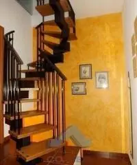 Scanzo Villa a schiera € 305.000 T4327iH