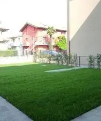 Seriate Trilocale con giardino € 195.000 T3321iH Seriate Trilocale con giardino € 195.000 T3321iH
