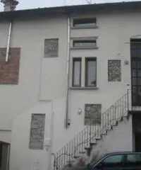 CAPRIOLO: MONOLOCALE IN PIAZZA DELLA CHIESA anticipo Euro 8.000,00 piu Euro 365,00 mensili x 12 anni CAPRIOLO: MONOLOCALE IN PIAZZA DELLA CHIESA anticipo Euro 8.000,00 piu Euro 365,00 mensili x 12 anni