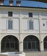 GOTTOLENGO in un Palazzo del '700 bel bilocale arredato GOTTOLENGO in un Palazzo del '700 bel bilocale arredato