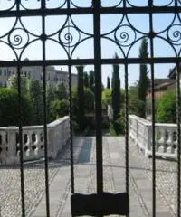 GOTTOLENGO in un Palazzo del '700 bel bilocale arredato GOTTOLENGO in un Palazzo del '700 bel bilocale arredato