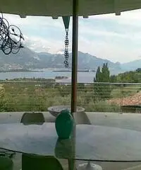 Manerba del Garda vendesi immobile di prestigio 7 vani 450 Mq