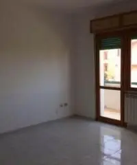 Vendita Cinque locali in via Venezia Vendita Cinque locali in via Venezia