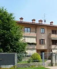Rif: 219 - Appartamento in Vendita a Luisago Rif: 219 - Appartamento in Vendita a Luisago