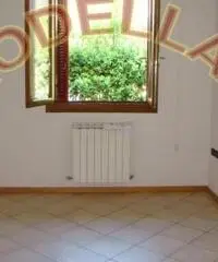 APPARTAMENTI - IN PICCOLO CONDOMINIO - CAMPI BISENZIO APPARTAMENTI - IN PICCOLO CONDOMINIO - CAMPI BISENZIO
